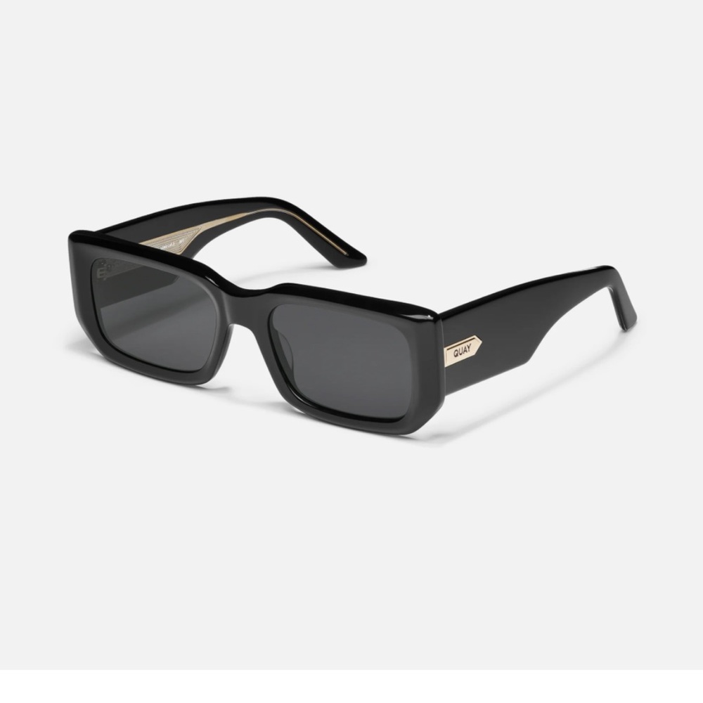 QUAY Sunglasses - TELL ME MORE